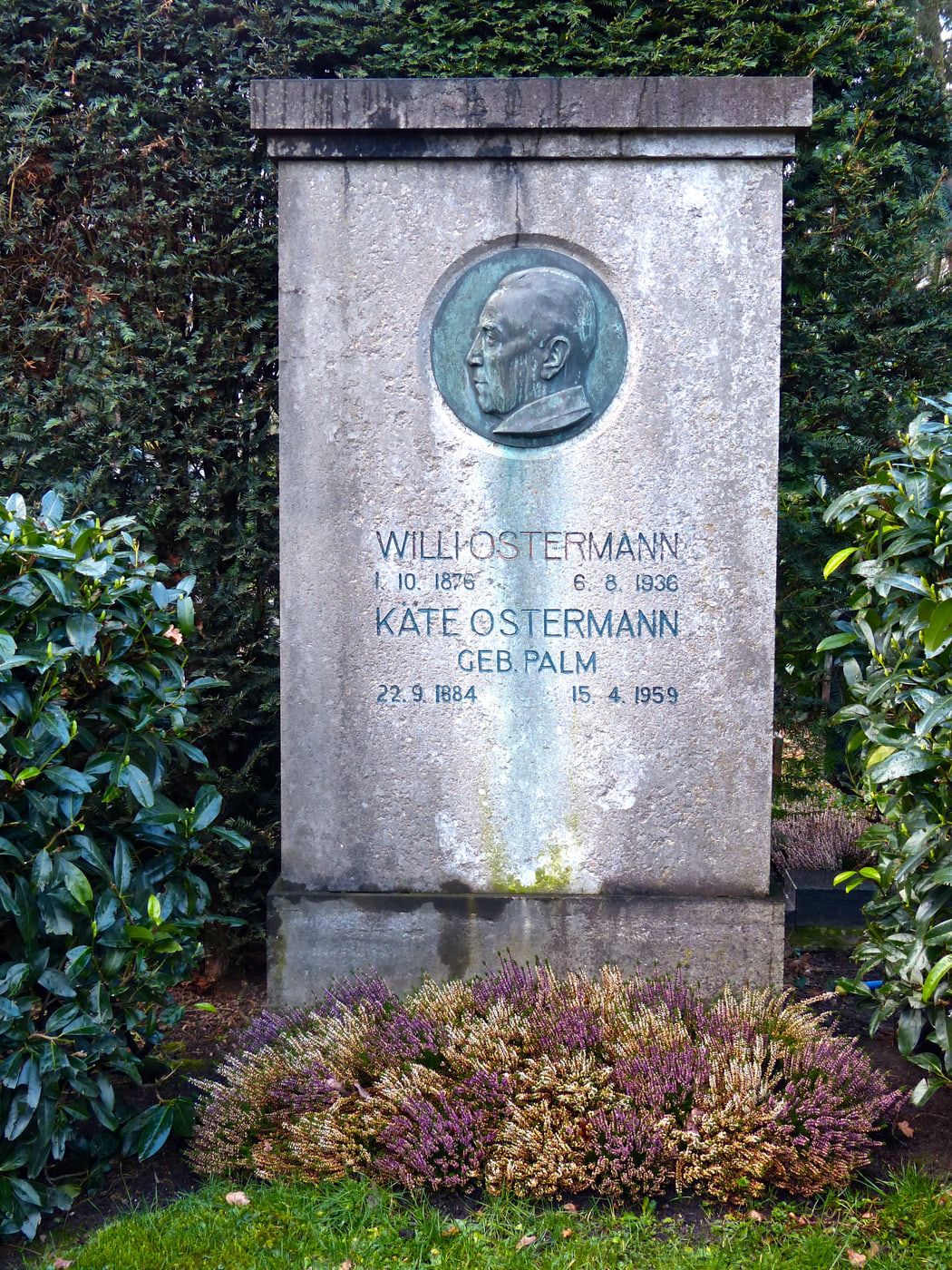 Grabstätte von Willi Ostermann auf Melaten-Friedhof